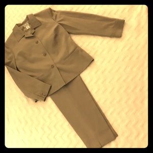 LOFT Spring 2 piece suit